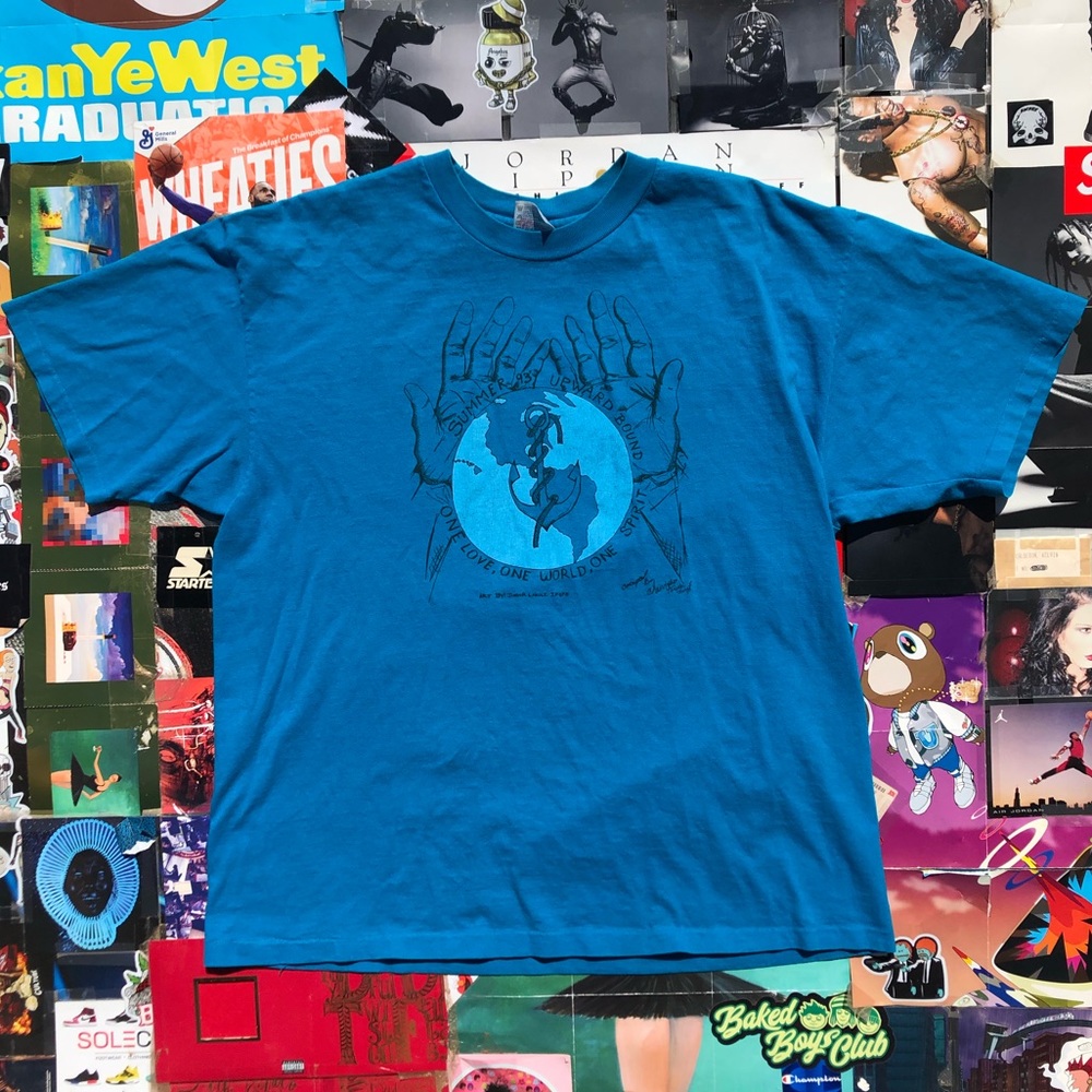 Vintage 90s Aqua One World single stitched t-shirt